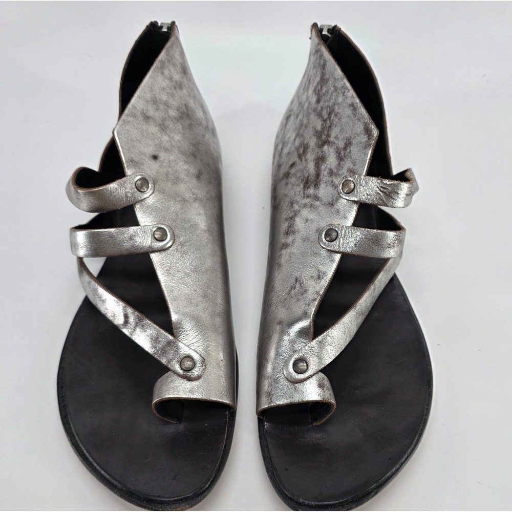 Cydwoq Vintage Civilian Silver Distressed Gladiator Leather Flat Toe Sandal 39/9